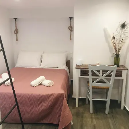 Galanos Katoikies Apartmán Ormos Aigialis