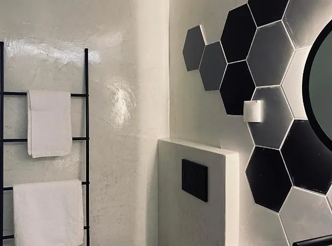 Galanos Katoikies * Ormos Aigialis