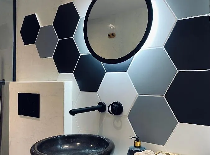 Galanos Katoikies * Ormos Aigialis